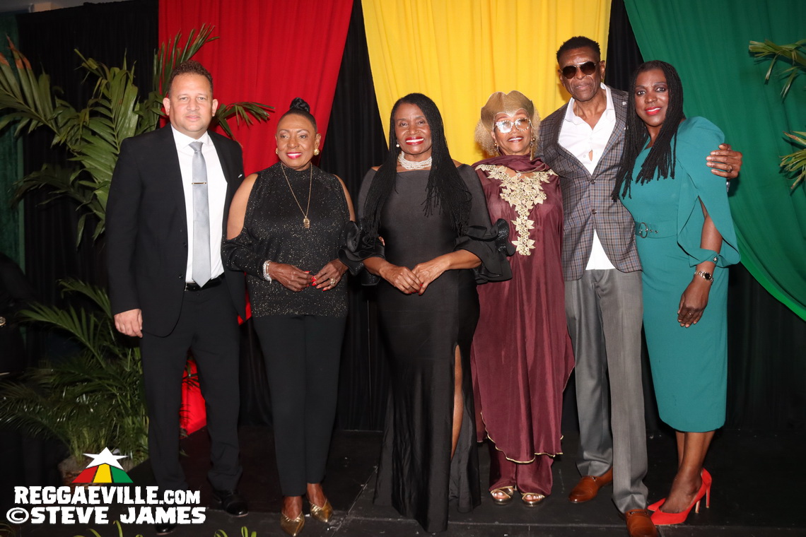 Marcia Griffiths, Olivia 'Babsy' Grange, Winston 'Wee Pow' Powell, David Cairol