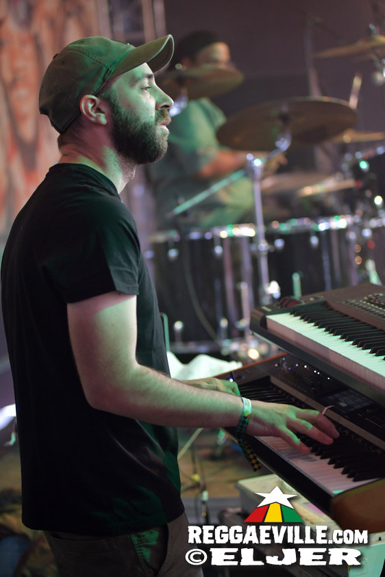 Chester Miller, INTI feat. Chaski, Ganjaman & Friends