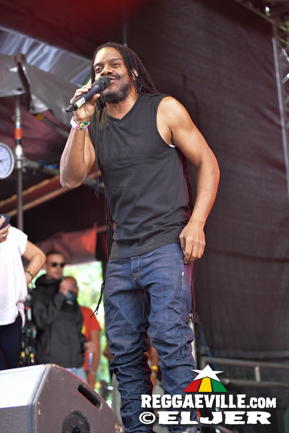 Chester Miller, INTI feat. Chaski, Ganjaman & Friends