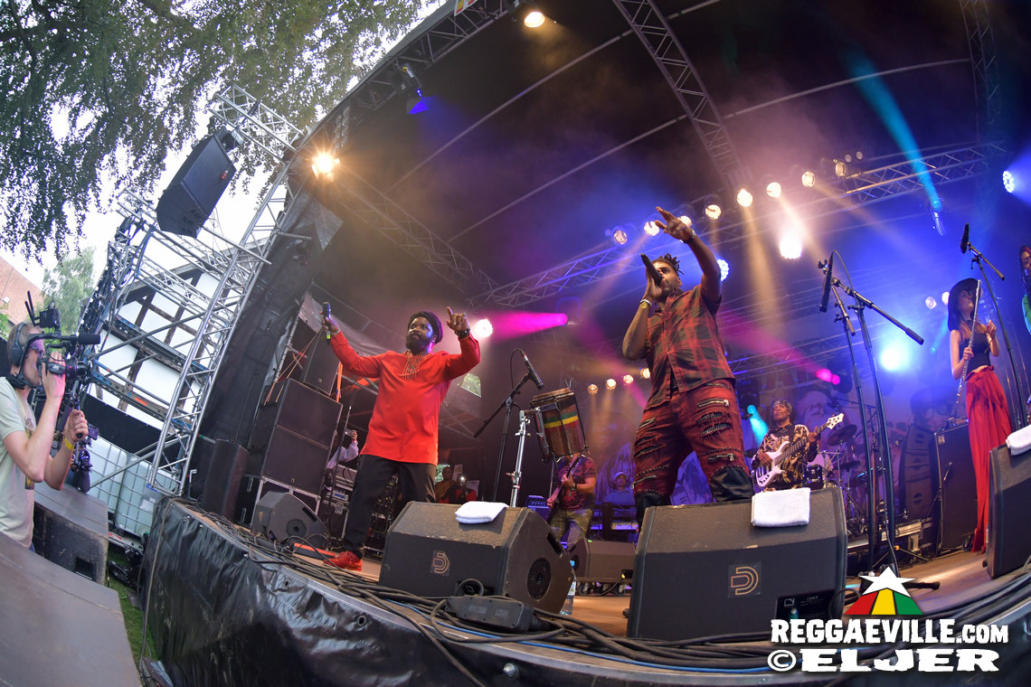 Meta Dia, Roughhouse, New York Ska Jazz Ensamble