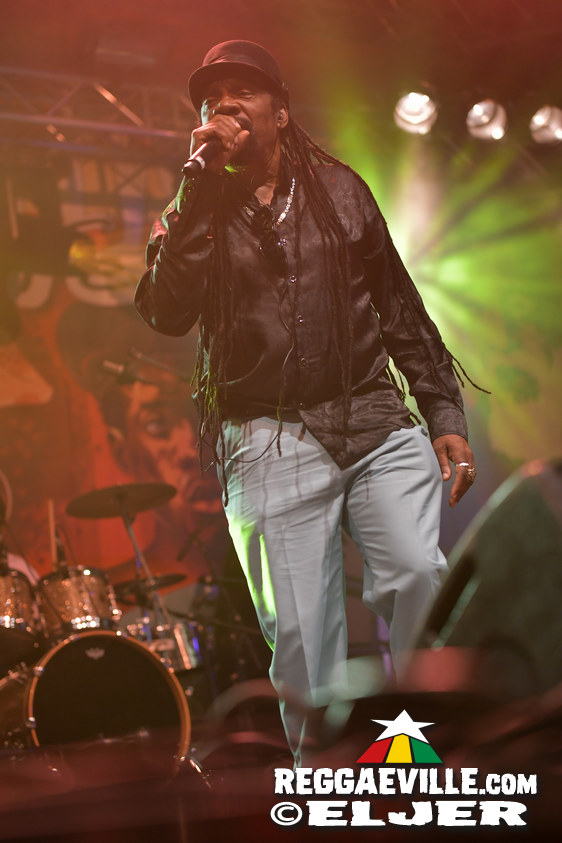 Junior Marvin & The Legendary Wailers, Glen Washington, Johnny Osbourne feat. Lone Ranger