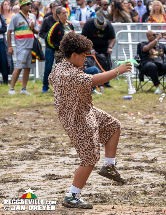 Barrington Levy, Sean Paul, Lila Iké, The Legendary Wailers feat. Junior Marvin