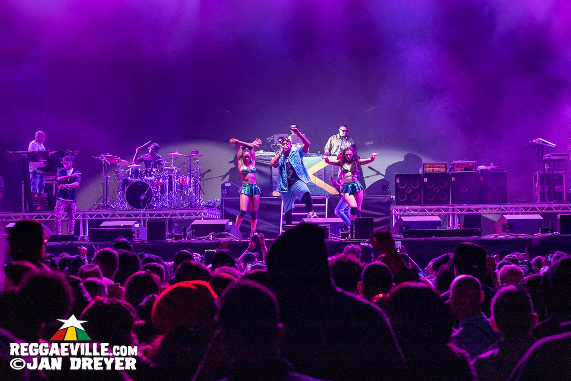 Barrington Levy, Sean Paul, Lila Iké, The Legendary Wailers feat. Junior Marvin