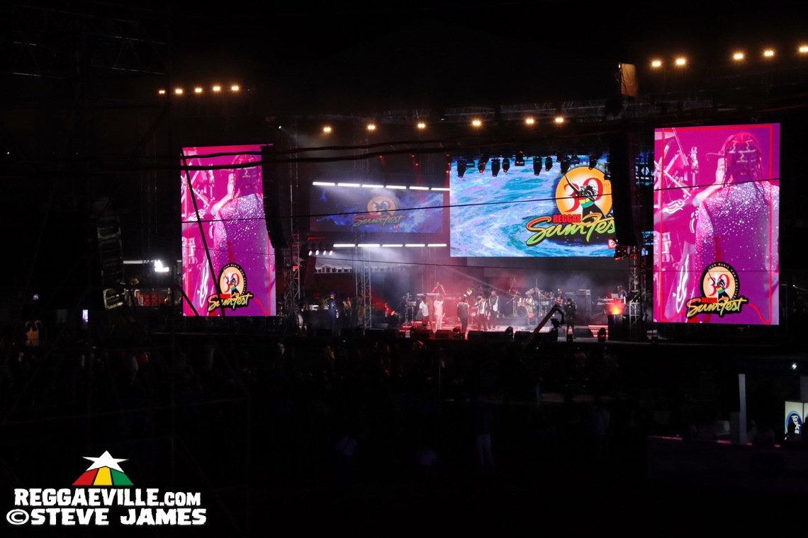 Roze Don, Moyann, Jah Vinci, Stalk Ashley and more...