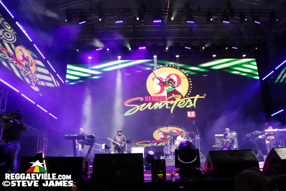 Tommy Lee, Valiant, 450, Teejay, Mighty Crown, Masicka