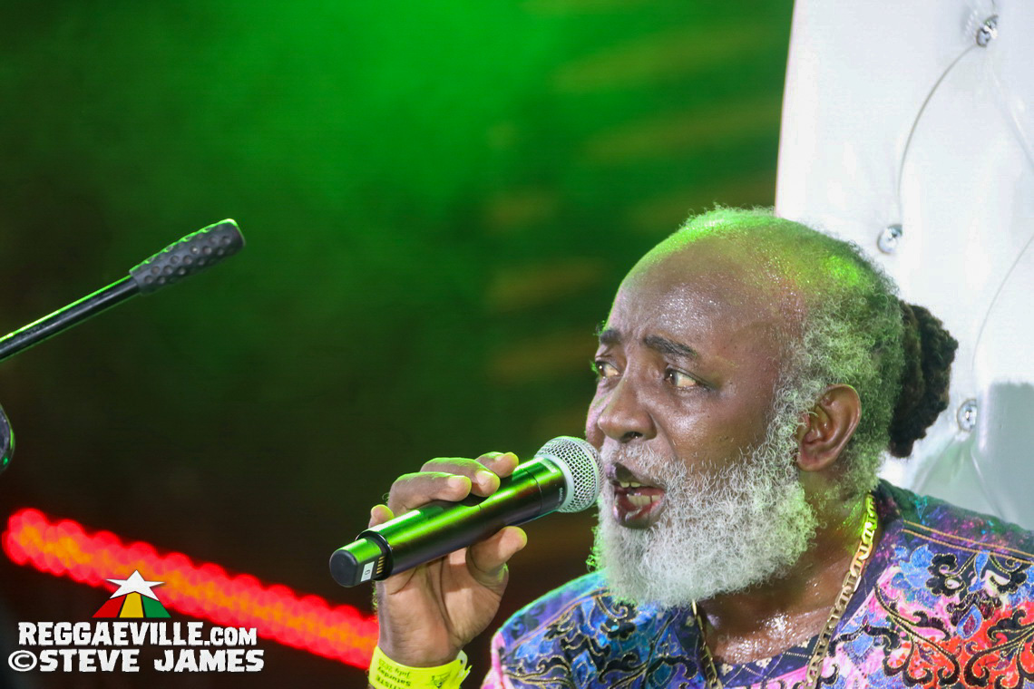 Freddie McGregor with Stephen & Chino McGregor