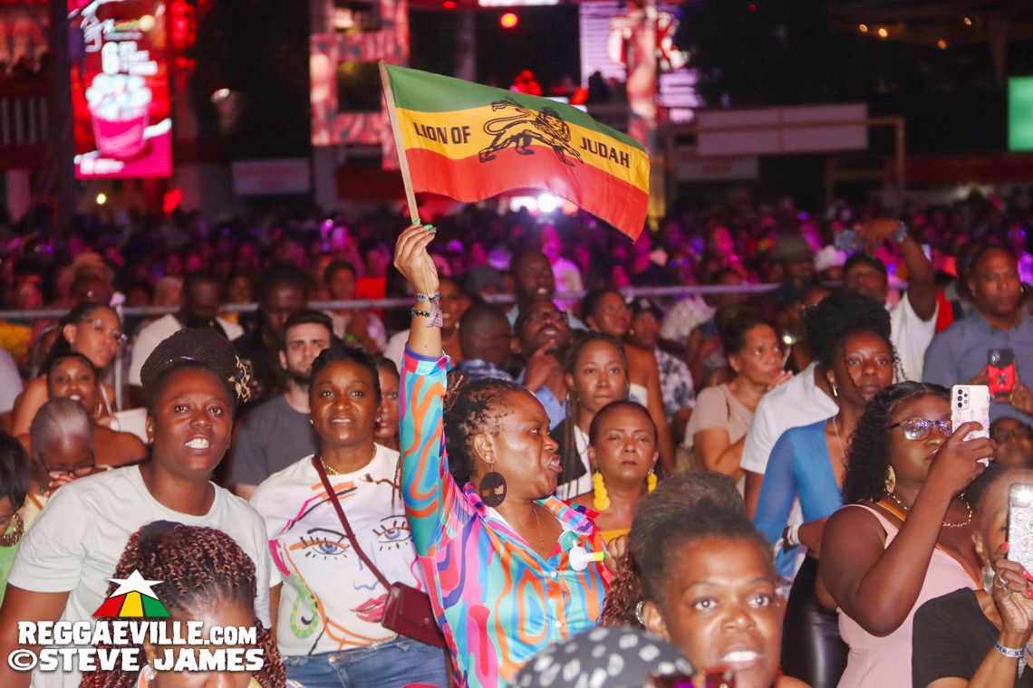 Freddie McGregor with Stephen & Chino McGregor