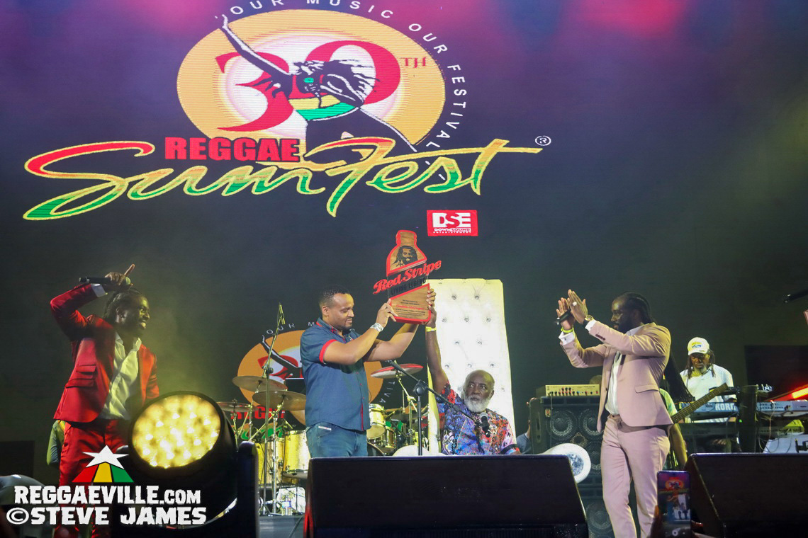 Freddie McGregor with Stephen & Chino McGregor