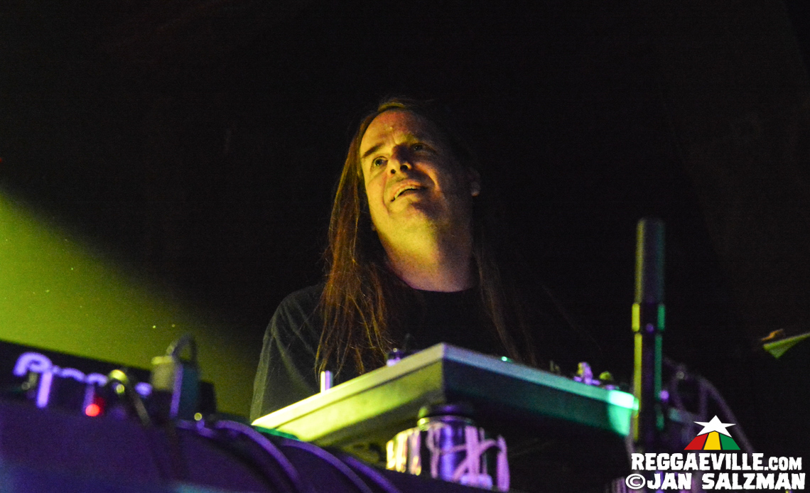 Sister Nancy & Soul Syndicate with Tippa Lee