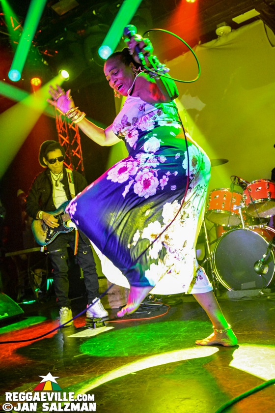 Sister Nancy & Soul Syndicate with Tippa Lee