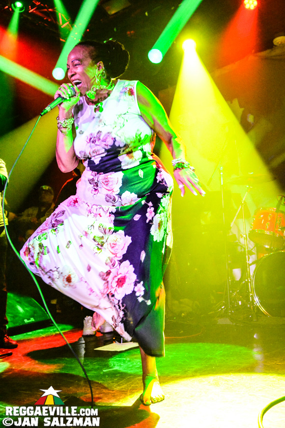 Sister Nancy & Soul Syndicate with Tippa Lee