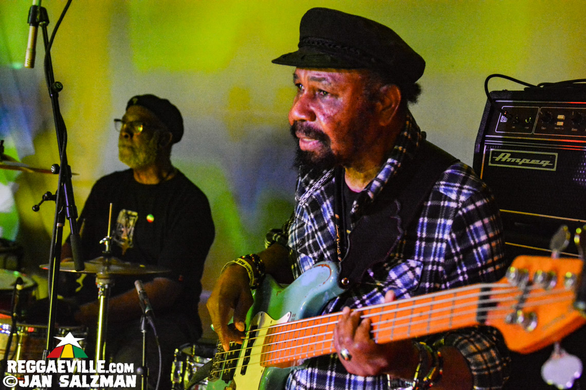 Sister Nancy & Soul Syndicate with Tippa Lee