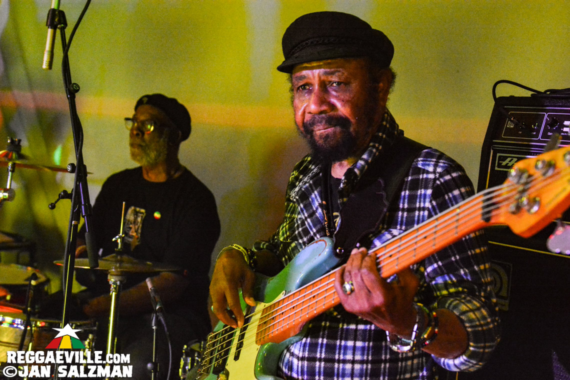 Sister Nancy & Soul Syndicate with Tippa Lee