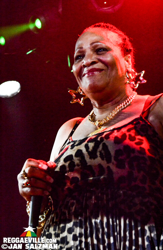 Sister Nancy & Soul Syndicate