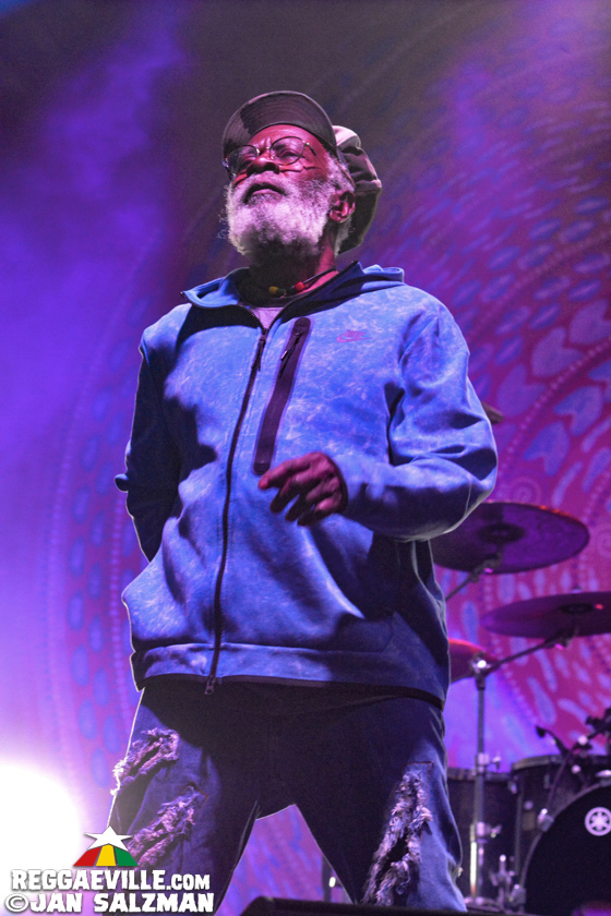 Burning Spear, Protoje, Lila Iké