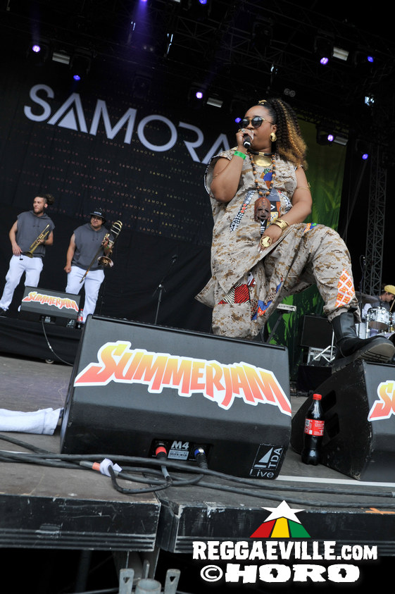 Naomi Cowan, Samora, INTI