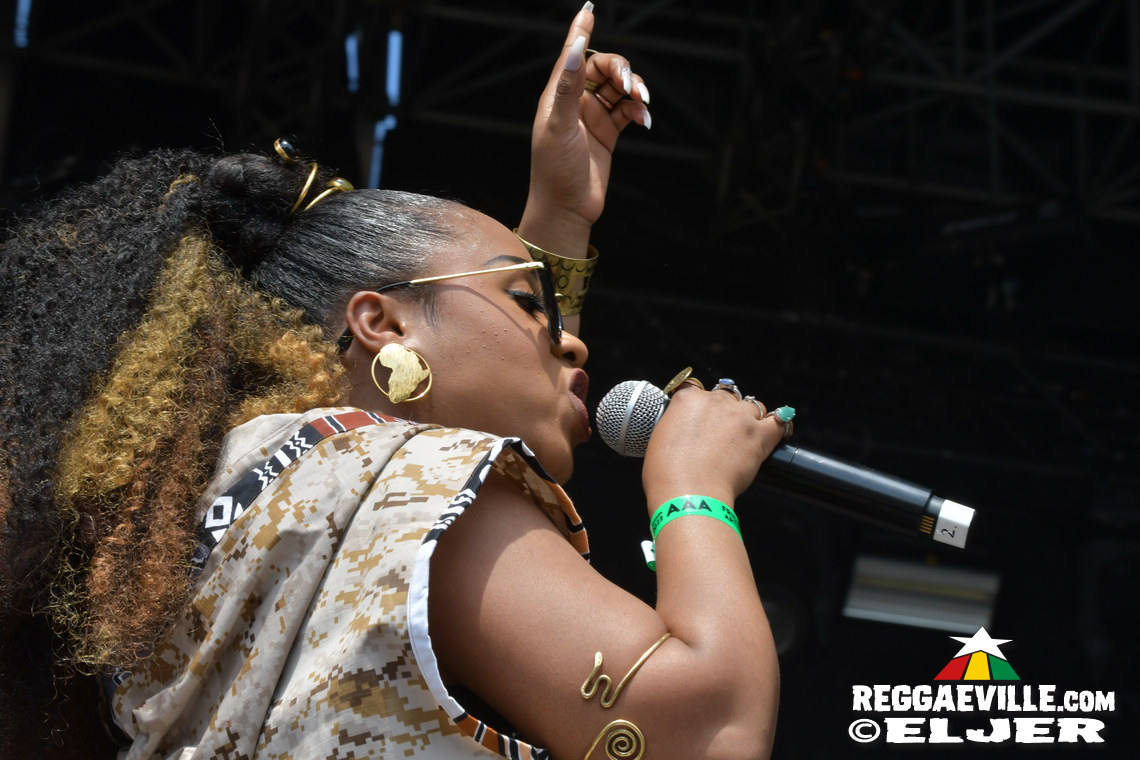 Naomi Cowan, Samora, INTI