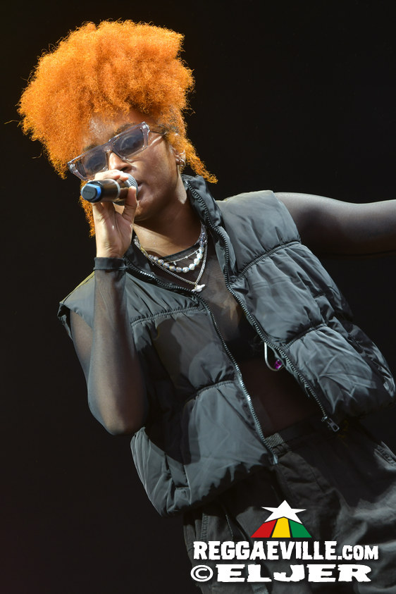 Jaz Elise, Treesha, Yaksta