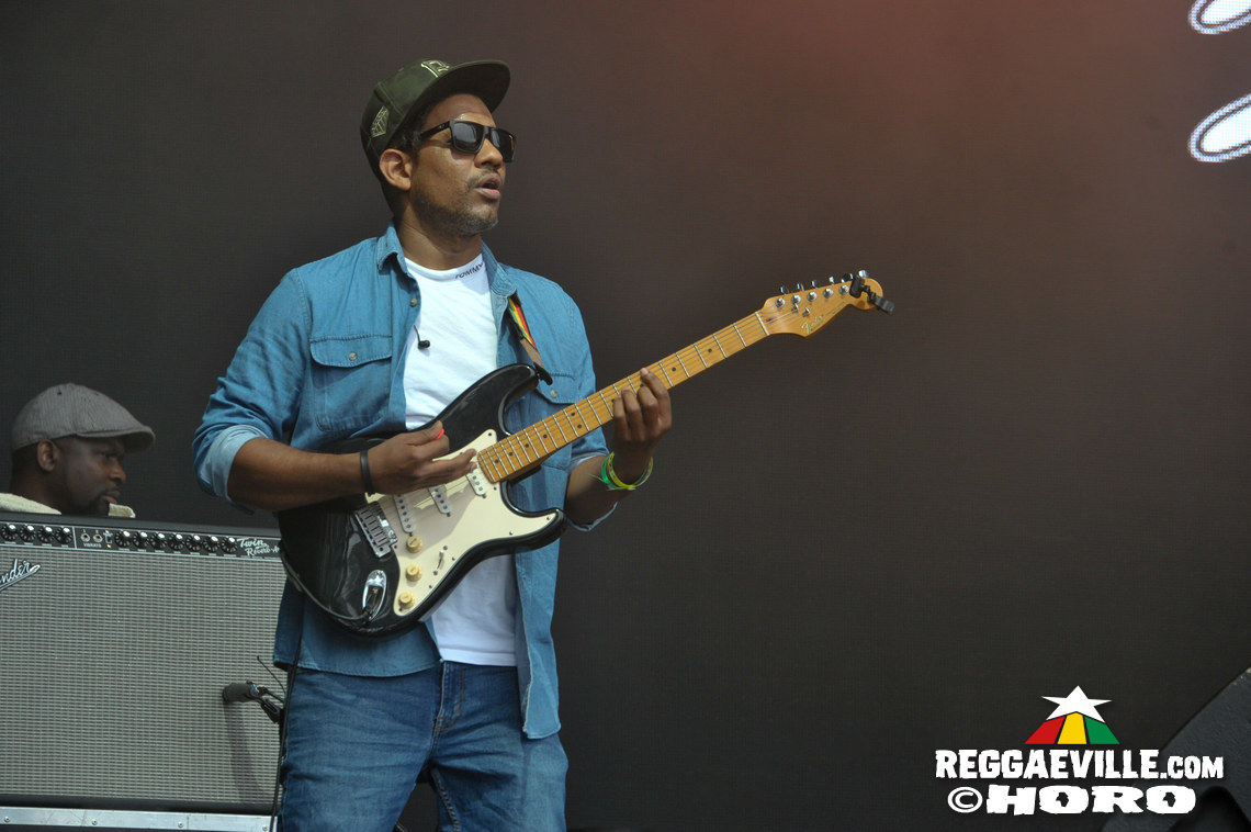 Jaz Elise, Treesha, Yaksta