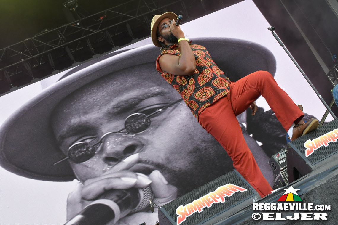 Jaz Elise, Treesha, Yaksta