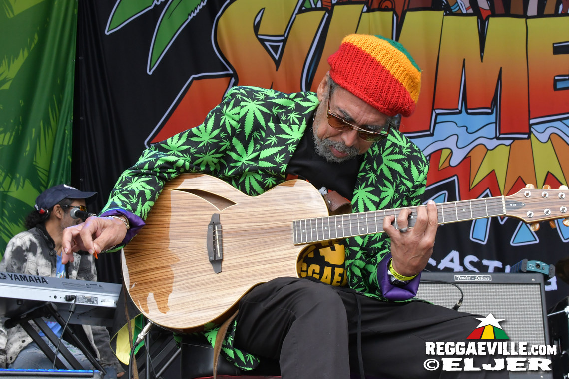 Third World, Mortimer, Tatik