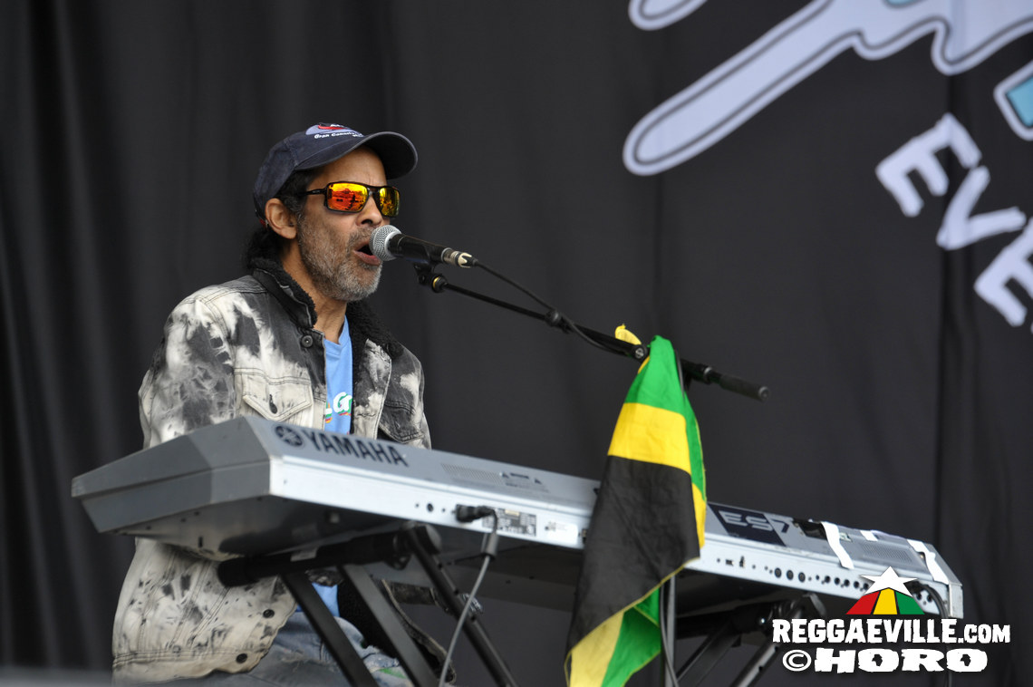 Third World, Mortimer, Tatik