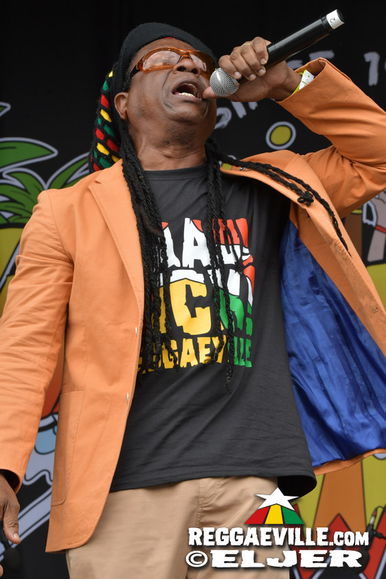 Third World, Mortimer, Tatik