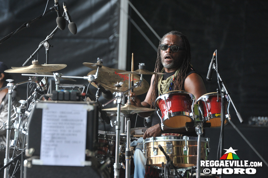 Third World, Mortimer, Tatik