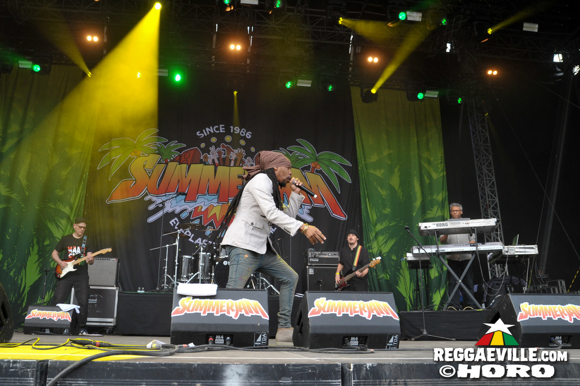 Anthony B, Turbulence with House of Riddim, Barrington Levy