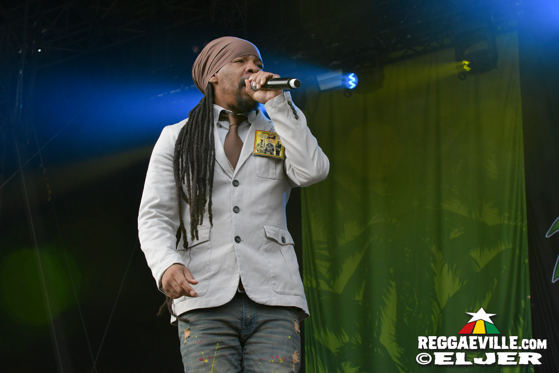 Anthony B, Turbulence with House of Riddim, Barrington Levy