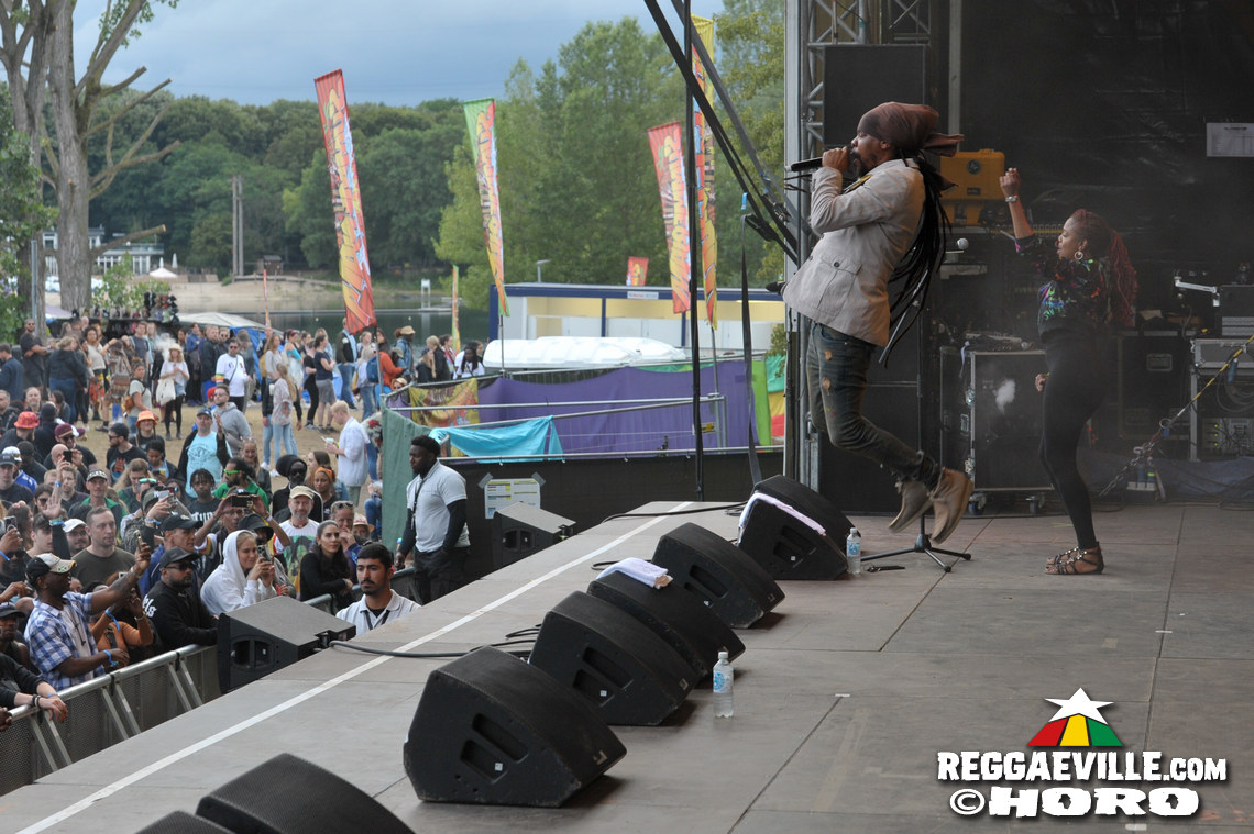 Anthony B, Turbulence with House of Riddim, Barrington Levy