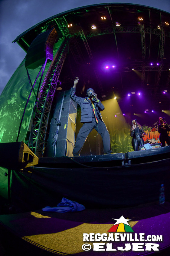 Anthony B, Turbulence with House of Riddim, Barrington Levy