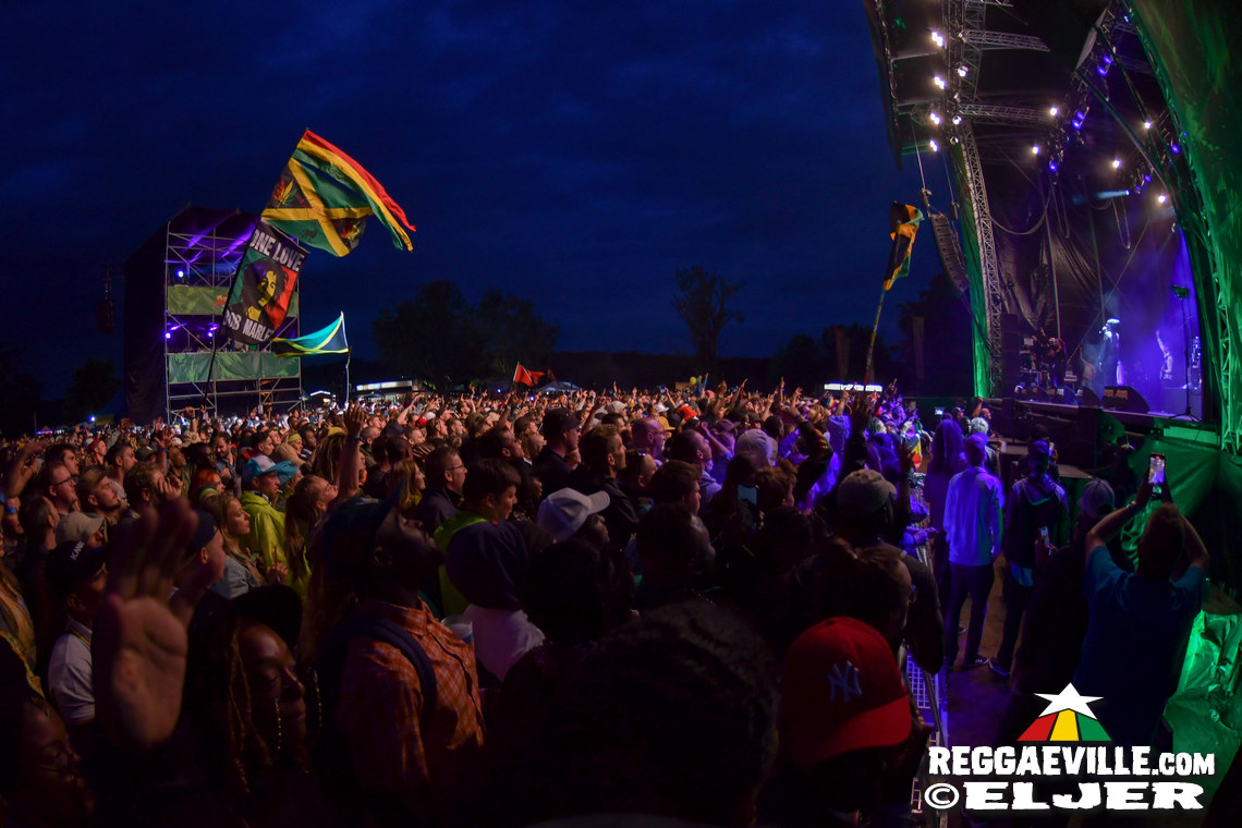 Anthony B, Turbulence with House of Riddim, Barrington Levy