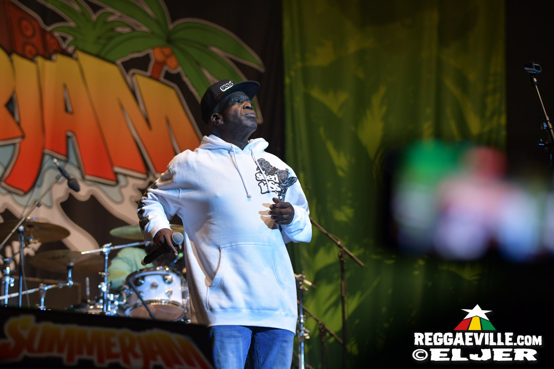 Anthony B, Turbulence with House of Riddim, Barrington Levy