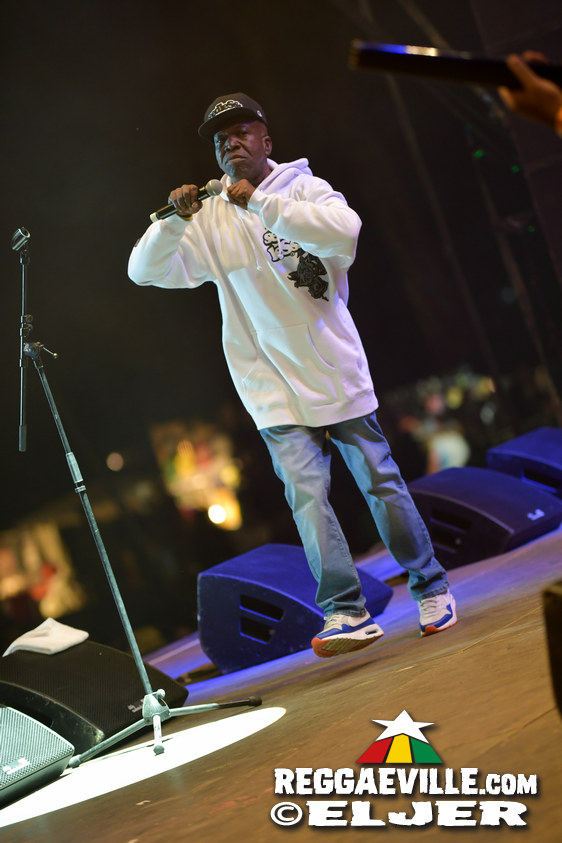 Anthony B, Turbulence with House of Riddim, Barrington Levy