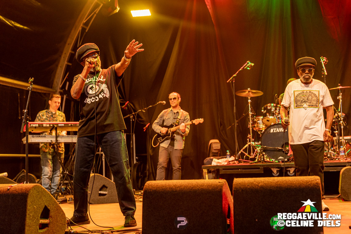 Mike Love, Samora, Johnny Osbourne, Admiral Tibet, Kenny B