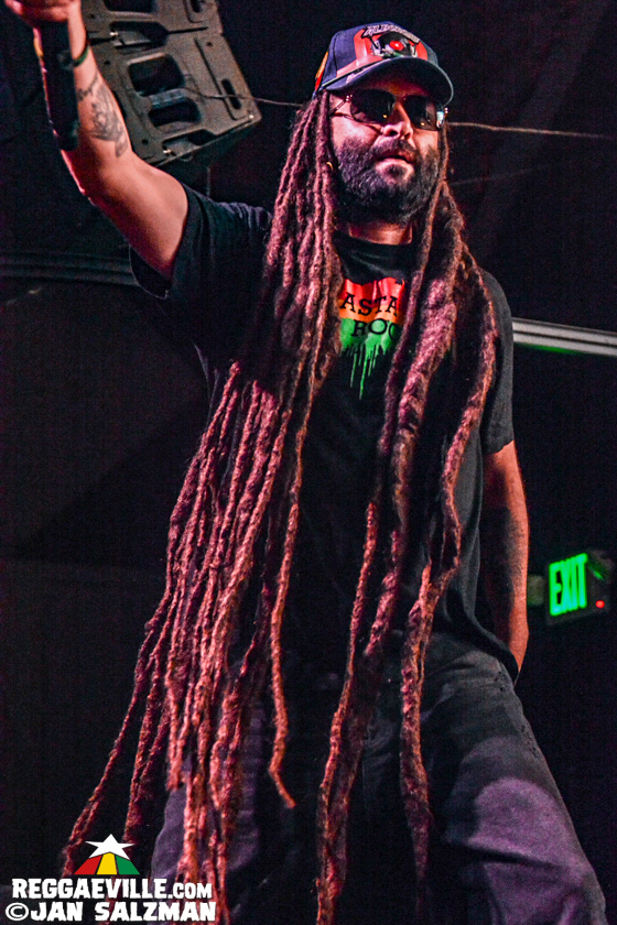 Alborosie, F.Y.A.H, Jwadi
