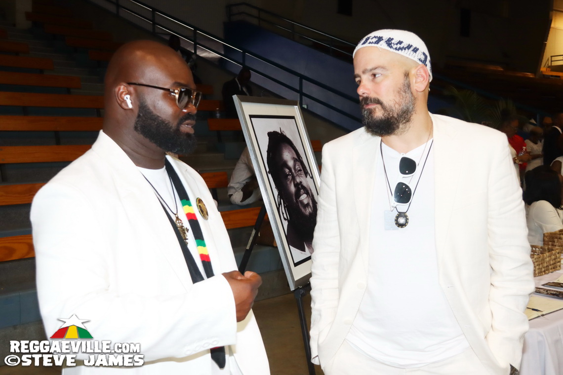 Julian Marley, Max Romeo, Luciano, Sean Paul