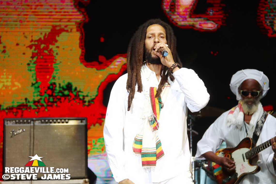 Julian Marley, Max Romeo, Luciano, Sean Paul