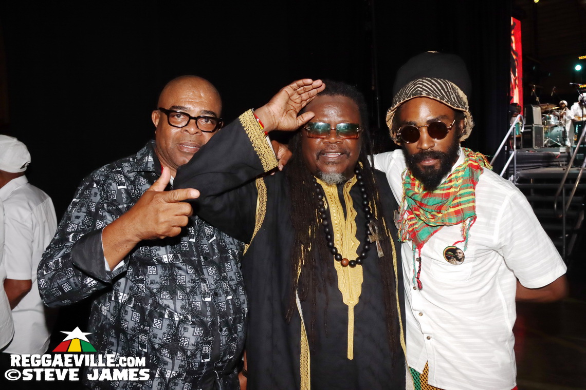 Julian Marley, Max Romeo, Luciano, Sean Paul