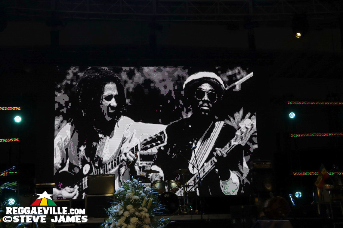 Julian Marley, Max Romeo, Luciano, Sean Paul