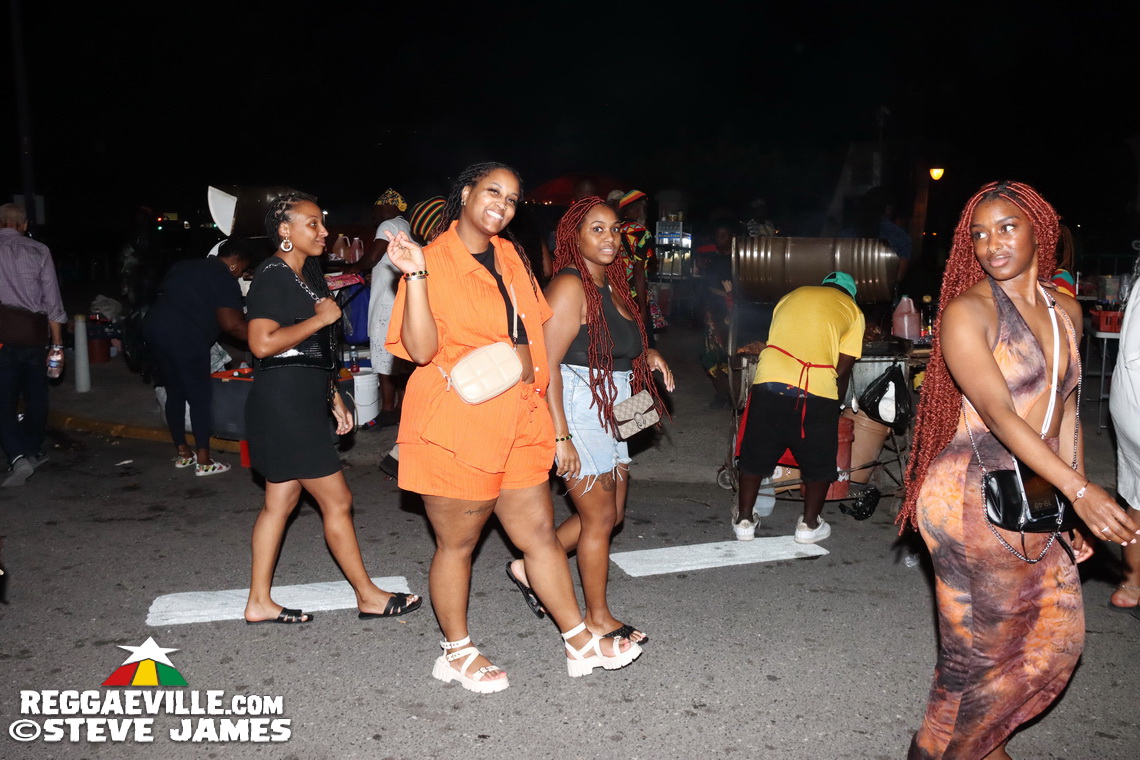 Bongo Herman, Exco Levi, David Cairol