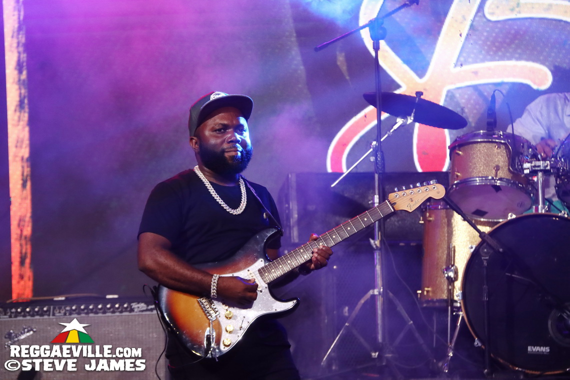 Bongo Herman, Exco Levi, David Cairol