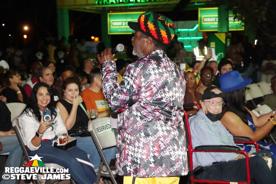 Bongo Herman, Exco Levi, David Cairol