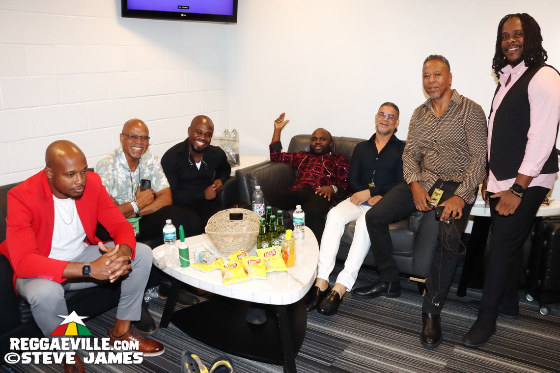 Buju Banton, Fridayy