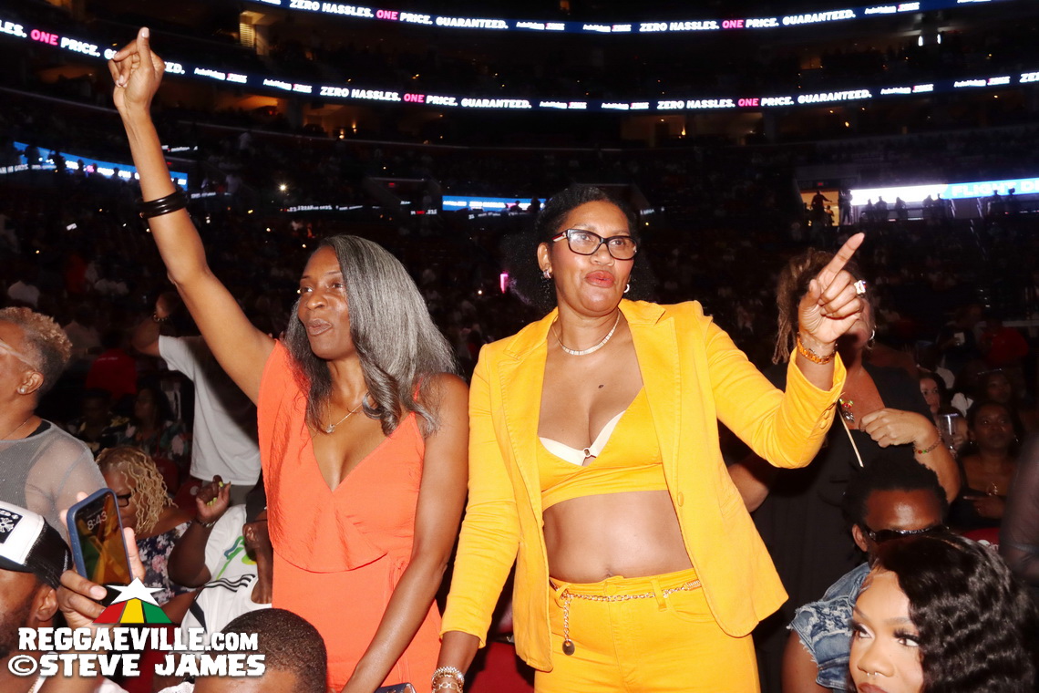 Buju Banton, Fridayy