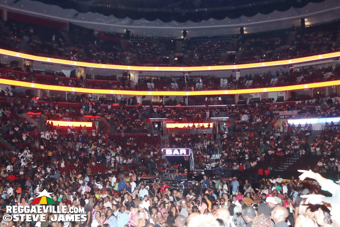 Buju Banton, Fridayy