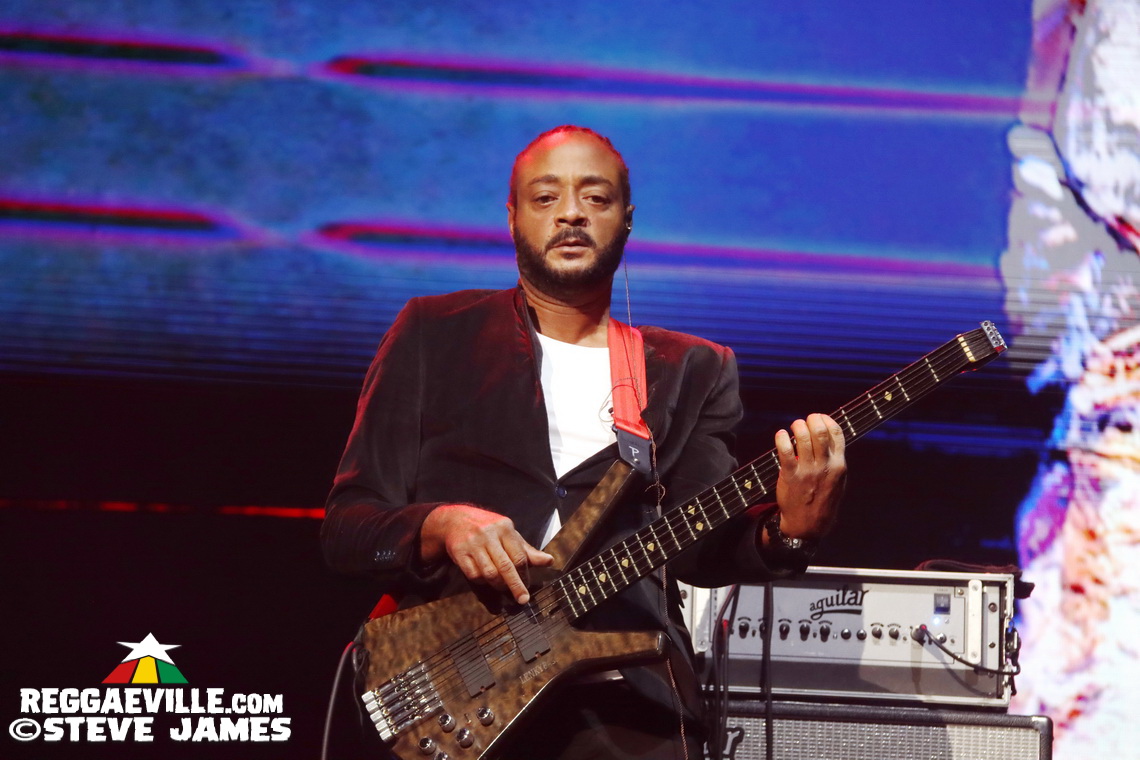 Buju Banton, Fridayy