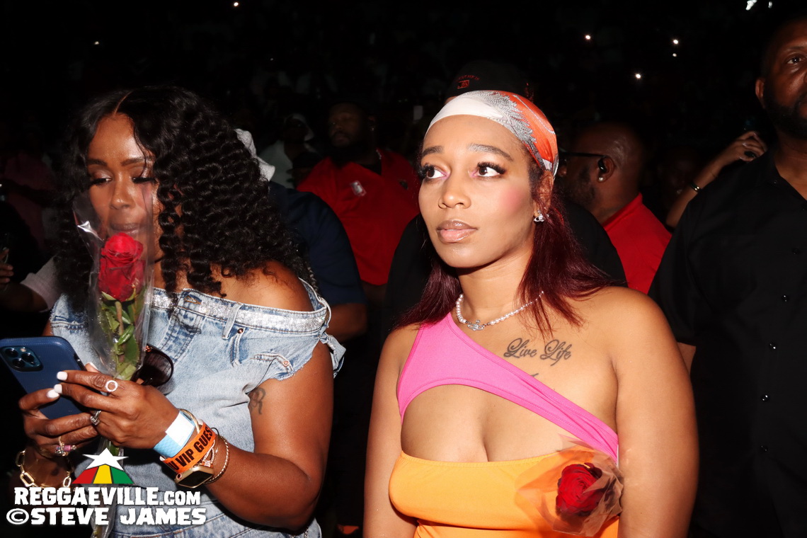 Buju Banton, Fridayy