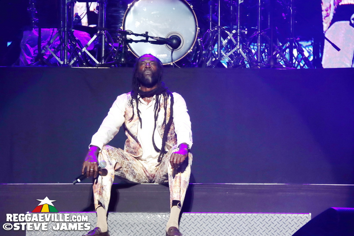 Buju Banton with DJ Khaled, Wayne Wonder & Gramps Morgan